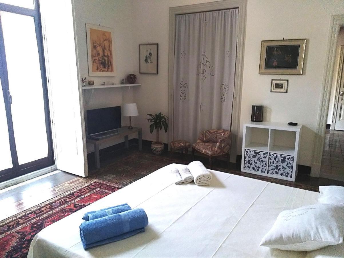 L'Oasi Di Sofia Appartamento Turistico Etnea Cavour Bellini كاتانيا المظهر الخارجي الصورة
